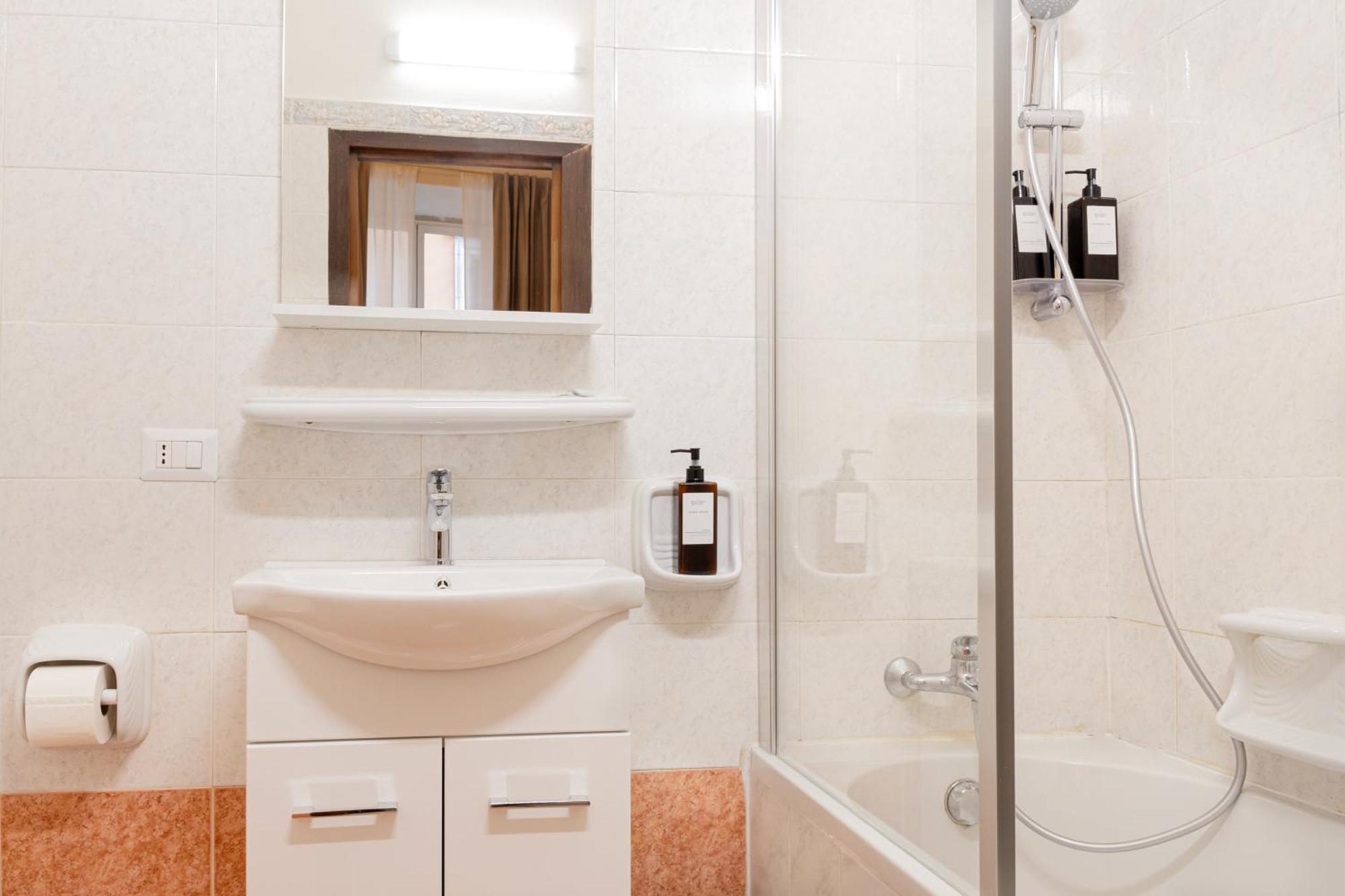 Hotel Domus Roma Ngoại thất bức ảnh